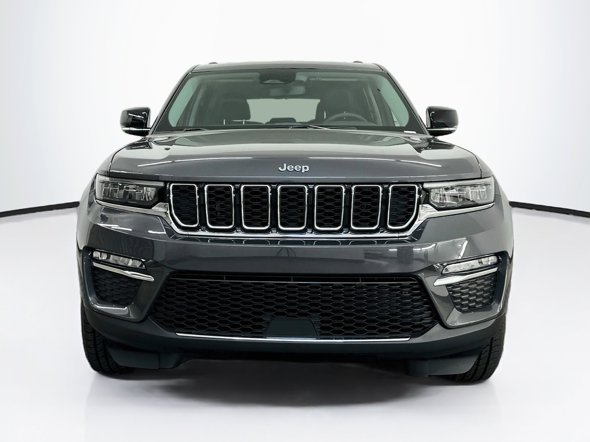 Used 2022 Jeep Grand Cherokee Limited 4xe AWD/4WD image 2
