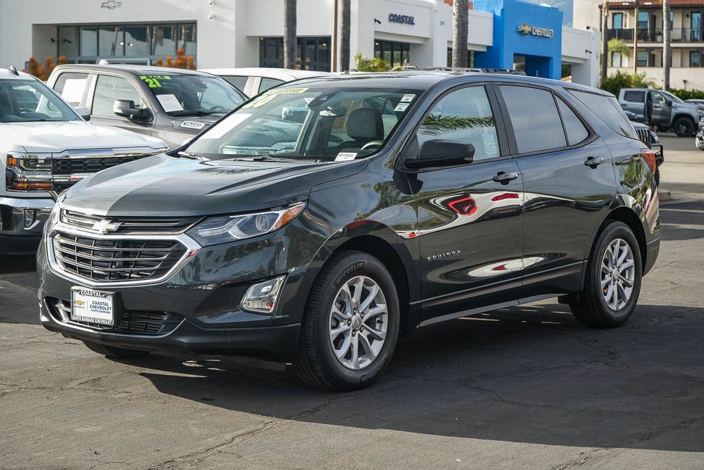 Used 2020 Chevrolet Equinox LS w/ LS Convenience Package FWD image 3