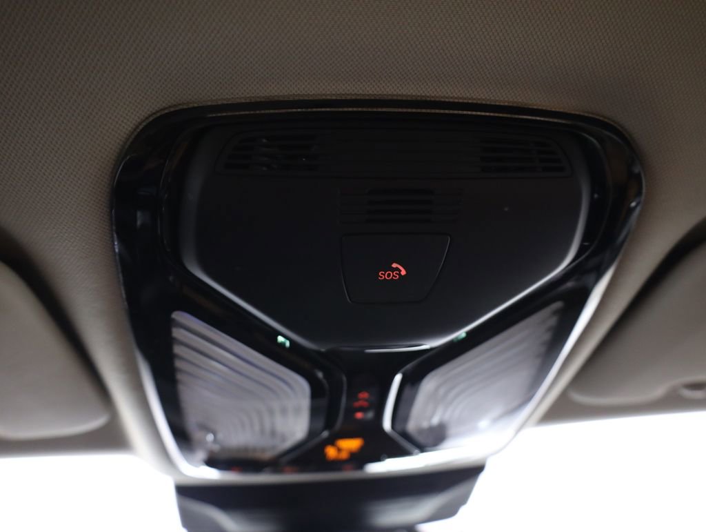 Used 2025 BMW X7 xDrive40i AWD/4WD image 29