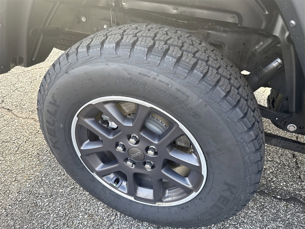 Used 2022 Jeep Gladiator Overland w/ Popular Equipment Package image 19