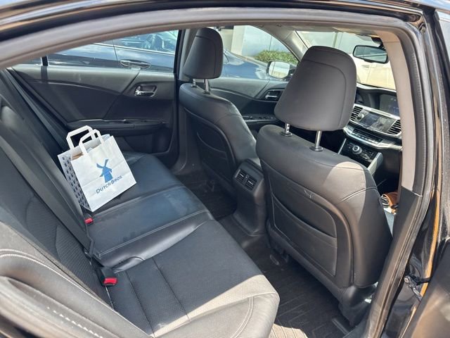 Used 2014 Honda Accord Touring image 19