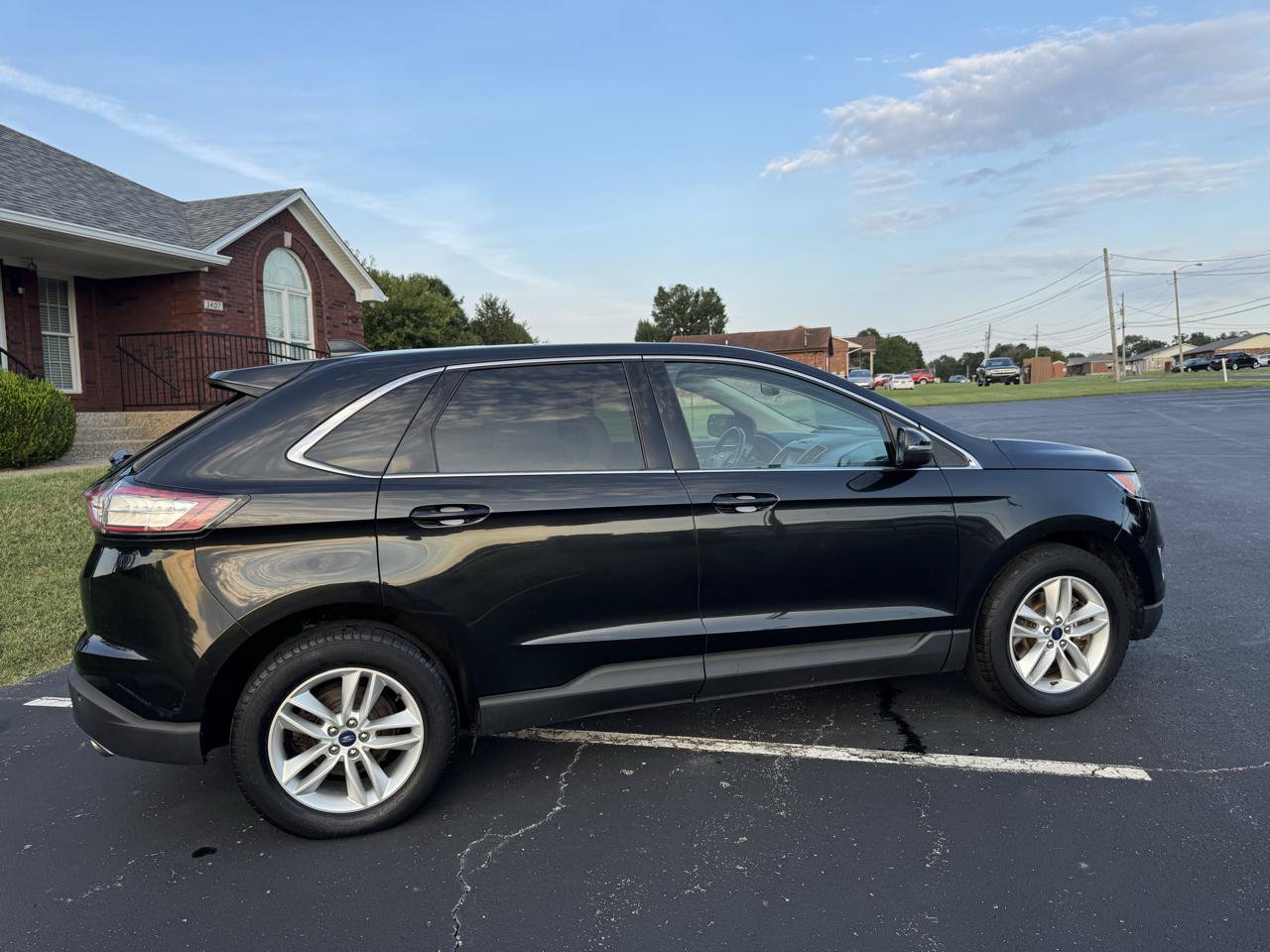 Used 2015 Ford Edge SEL w/ Equipment Group 201A AWD/4WD image 10