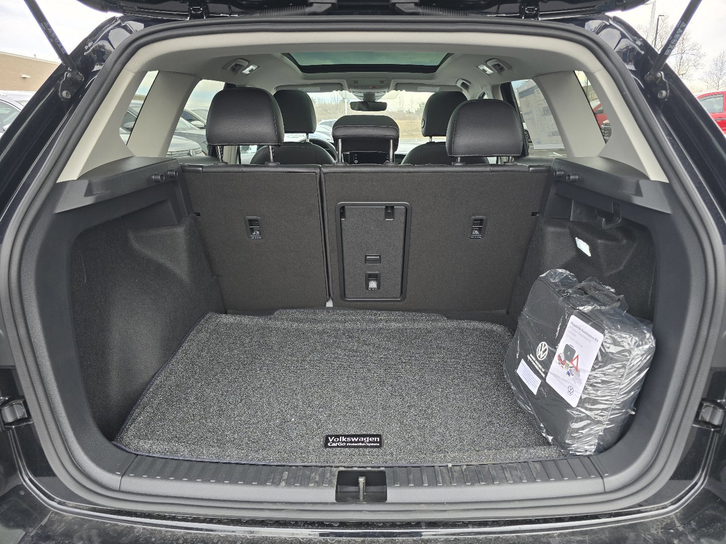 New 2026 Volkswagen Taos SE AWD/4WD image 12