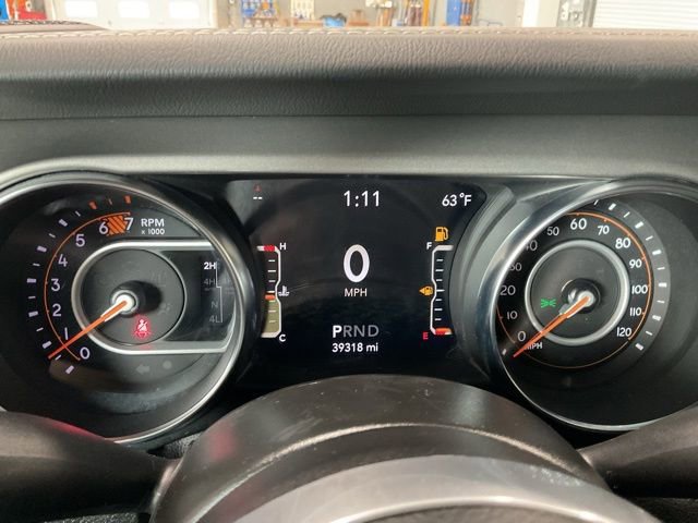 Used 2021 Jeep Wrangler Unlimited Sahara w/ Cold Weather Group AWD/4WD image 14