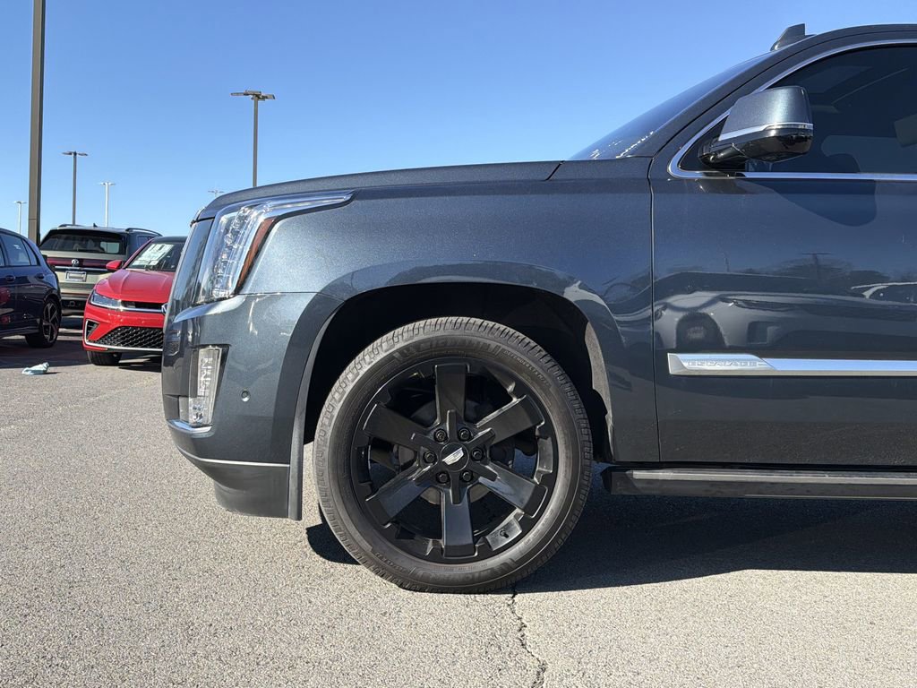 Used 2020 Cadillac Escalade Premium Luxury image 9