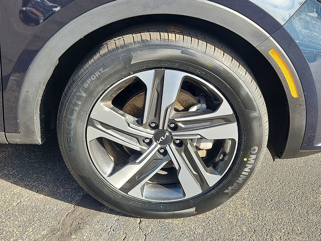 Used 2023 Kia Sorento EX image 8