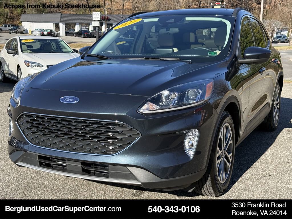 Used 2022 Ford Escape SEL image 9