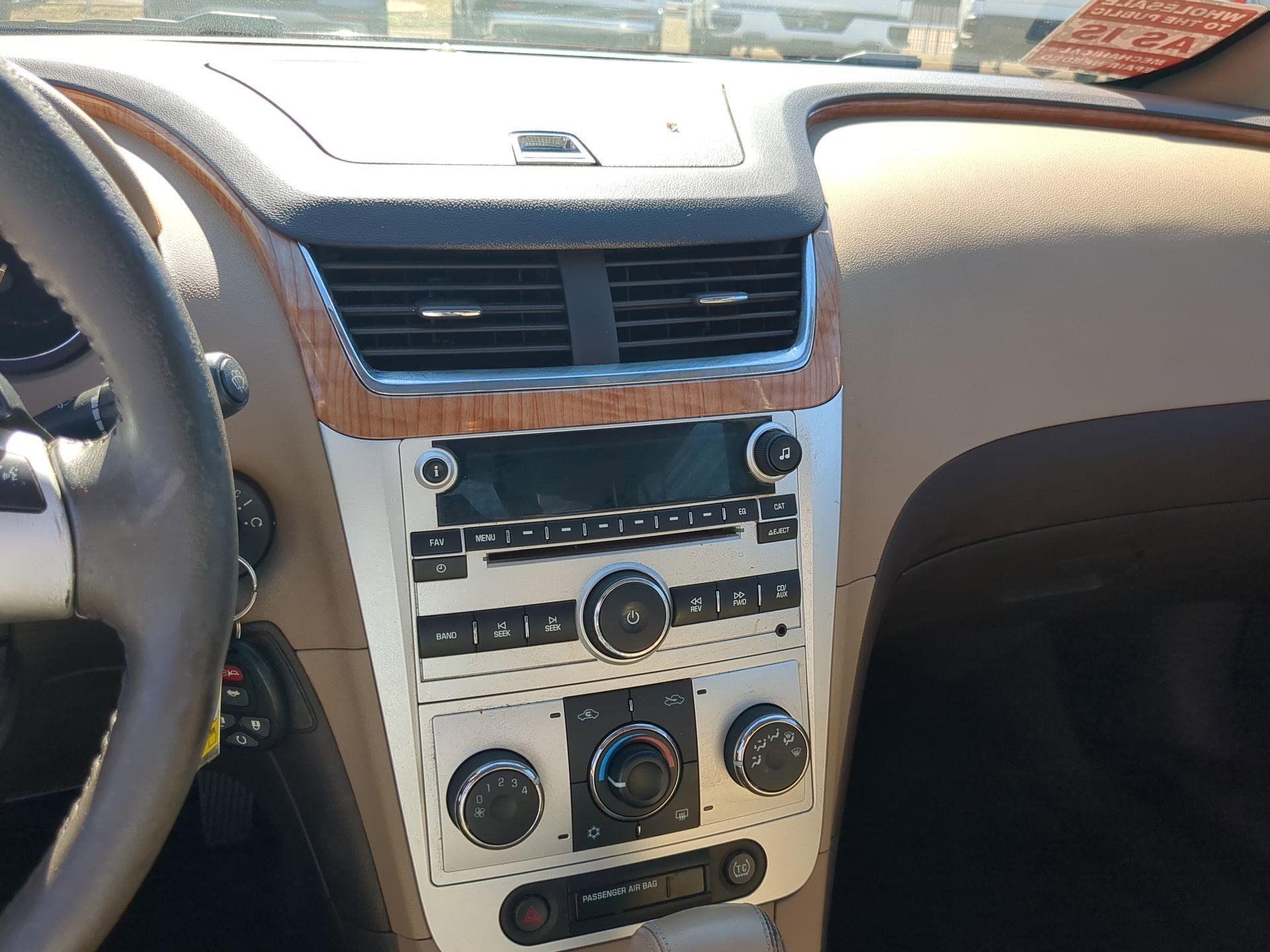 Used 2010 Chevrolet Malibu LT w/ HFV6 Engine Package image 18