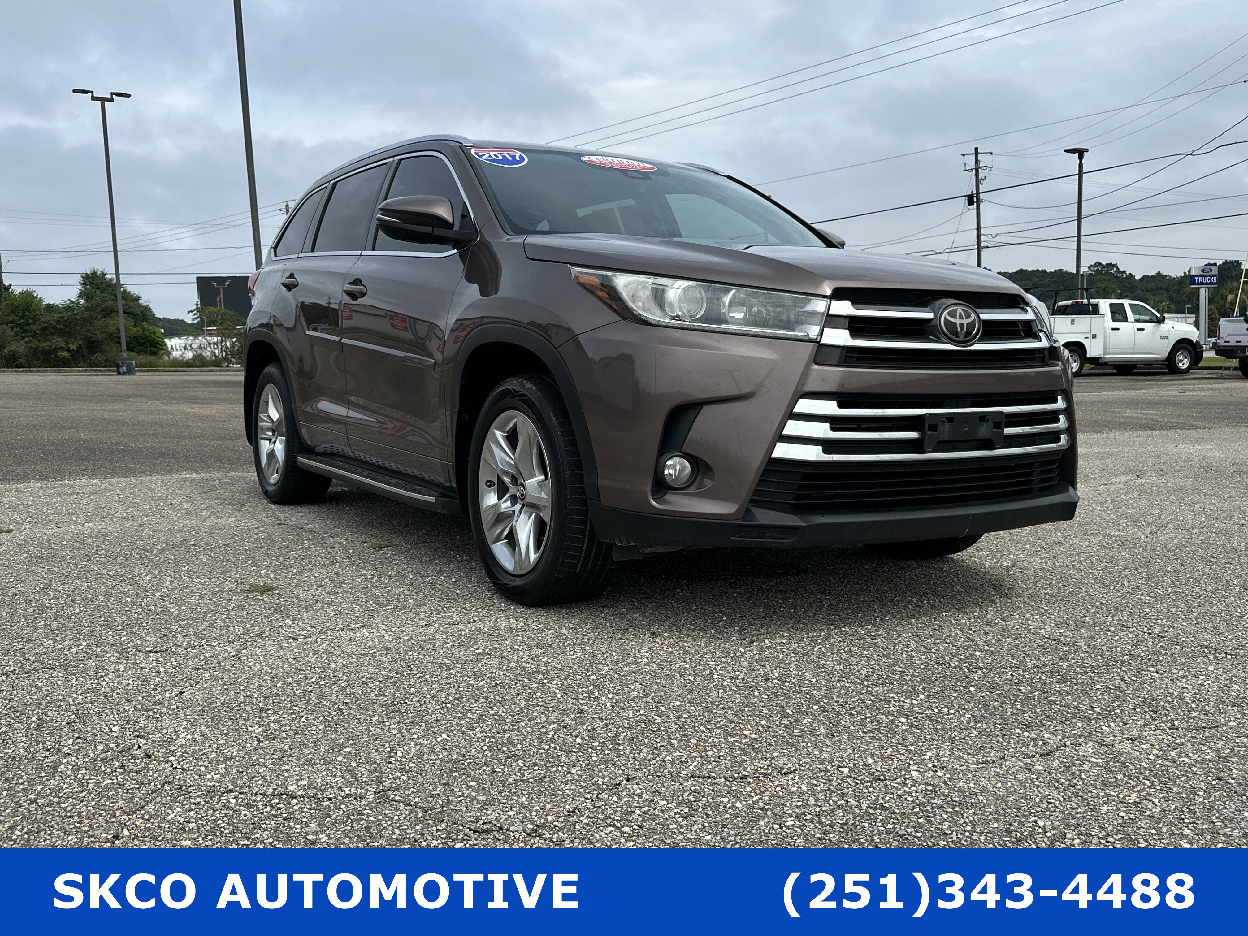 Used 2017 Toyota Highlander Limited image 7