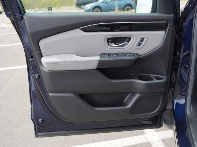 Used 2025 Honda Pilot Touring image 15