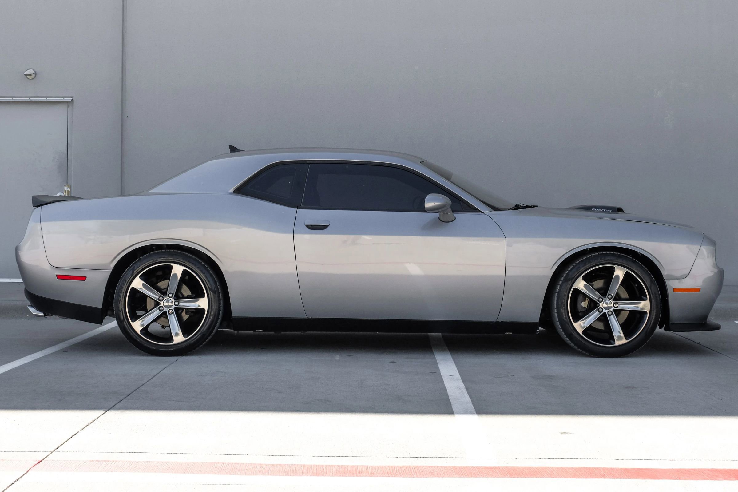 Used 2016 Dodge Challenger R/T Plus image 10