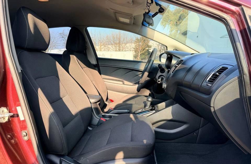 Used 2017 Kia Forte LX FWD image 10