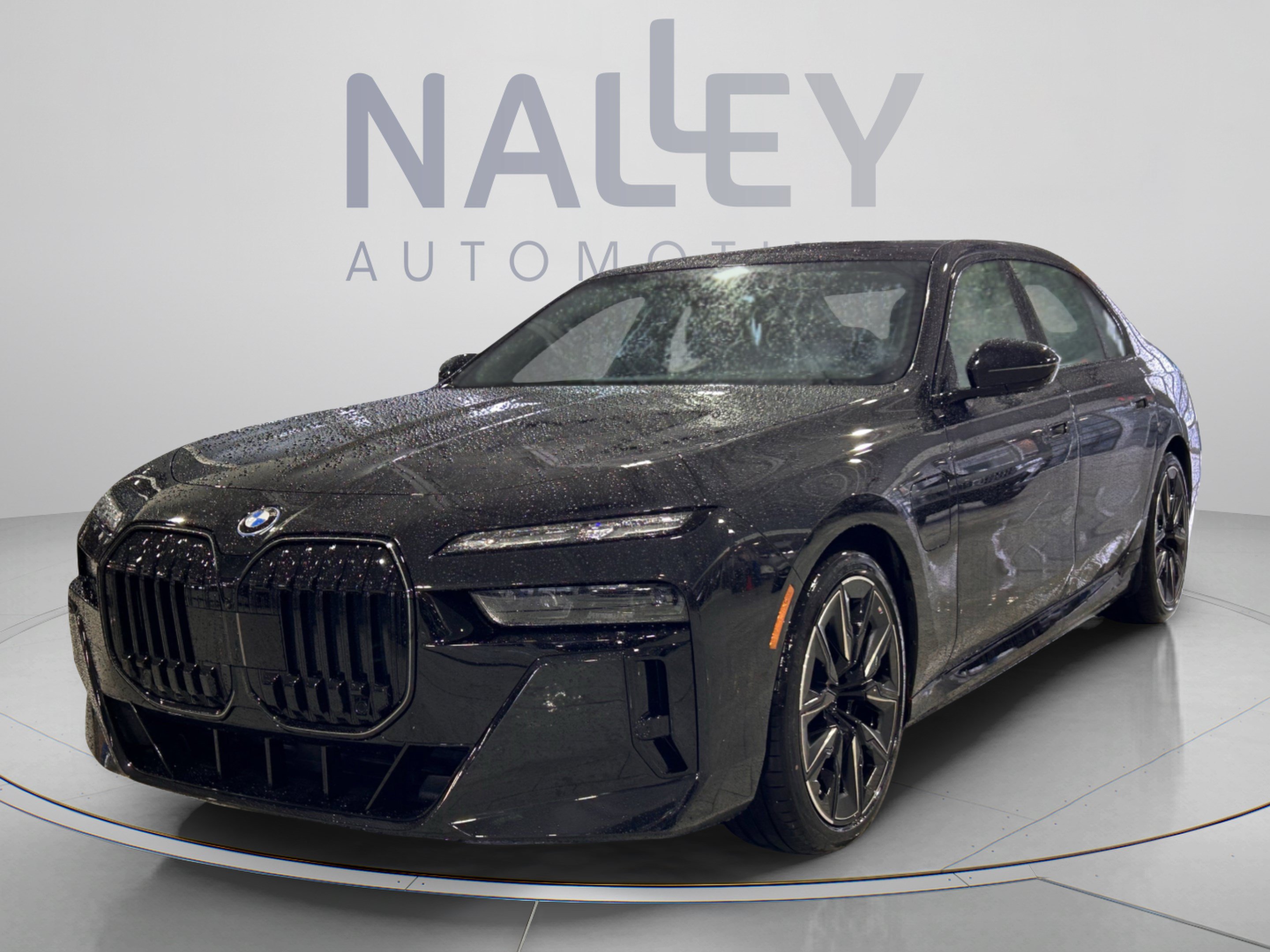 Used 2026 BMW 750e xDrive w/ Executive Package AWD/4WD image 3