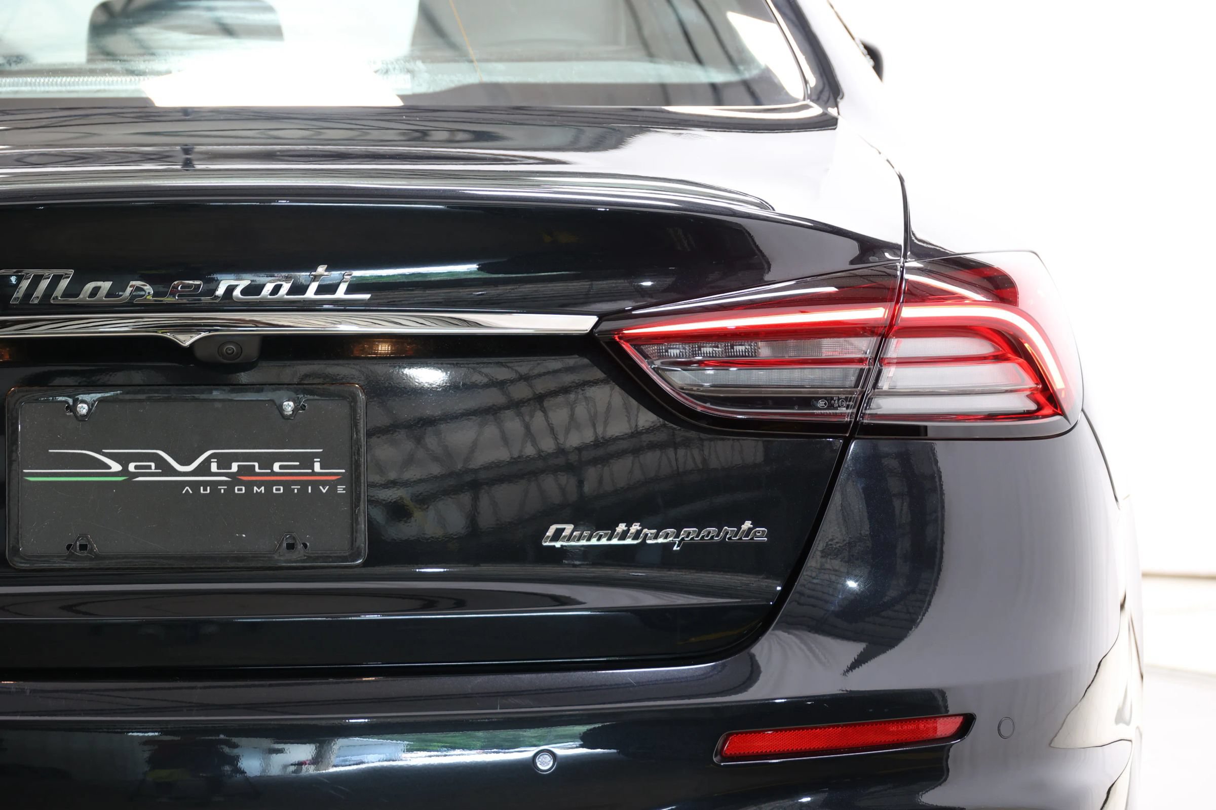 Used 2022 Maserati Quattroporte Trofeo RWD image 63