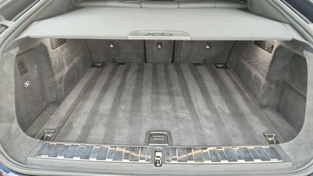 Used 2025 BMW X6 xDrive40i w/ Premium Package image 15