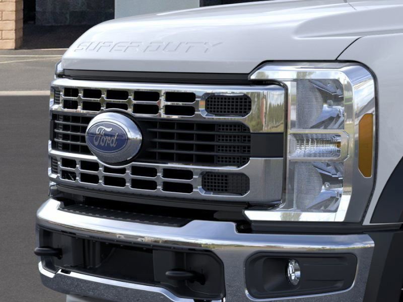 New 2026 Ford F550 2WD Regular Cab Super Duty image 17