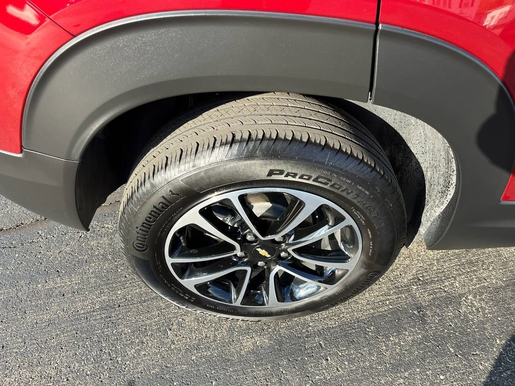 Certified 2024 Chevrolet TrailBlazer LT w/ LT Cold Weather Package image 11