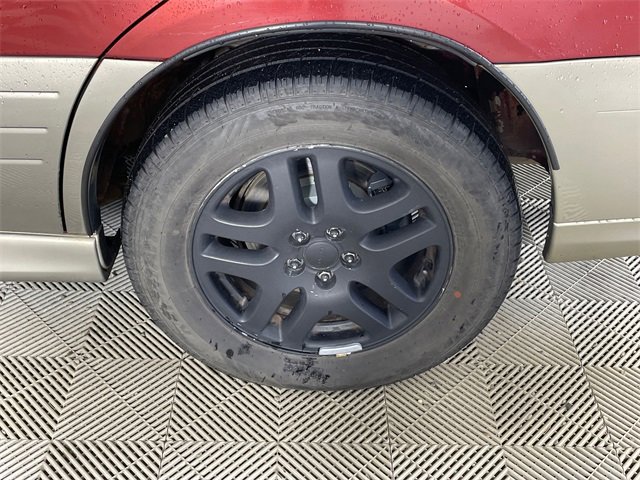 Used 2004 Subaru Outback Wagon image 16