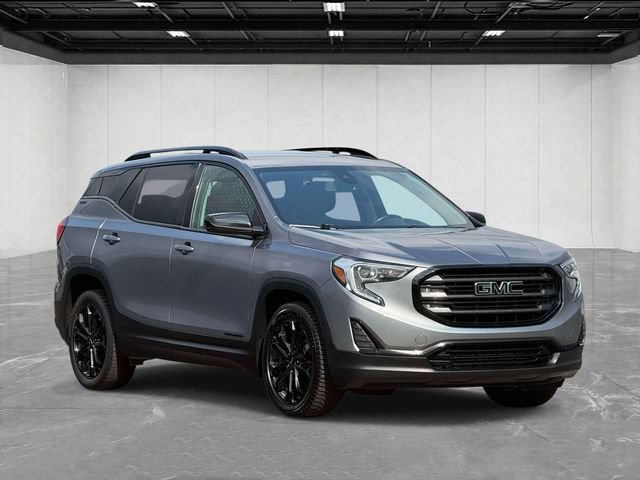 Used 2020 GMC Terrain SLE w/ Driver Convenience Package FWD image 3