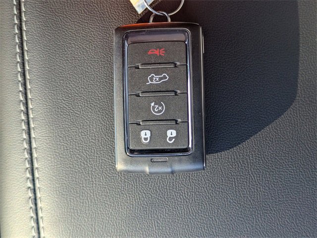 New 2025 Jeep Grand Cherokee Limited w/ Black Appearance Package image 27