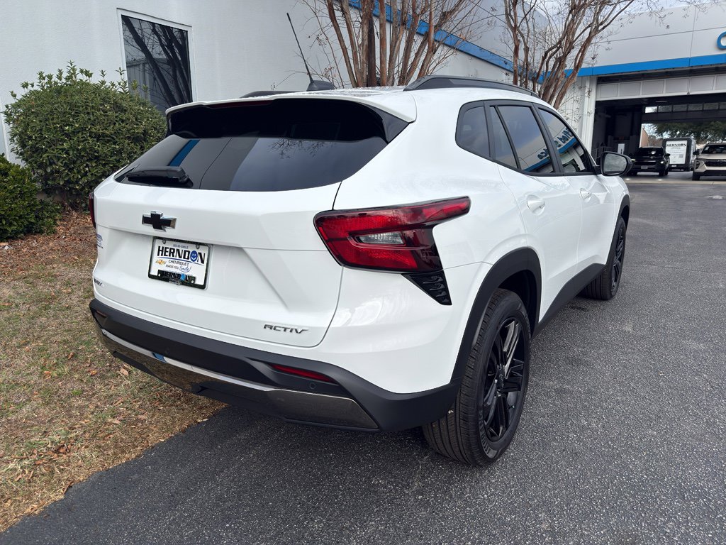 New 2026 Chevrolet Trax ACTIV w/ Driver Confidence Package FWD image 9