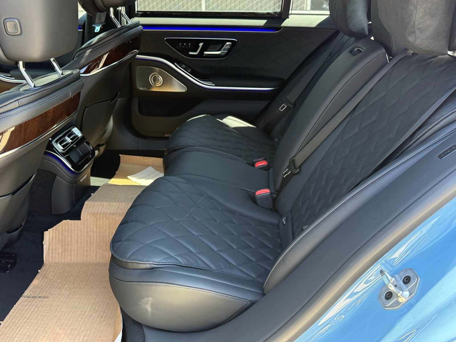 New 2026 Mercedes-Benz S 580e 4MATIC Sedan image 29