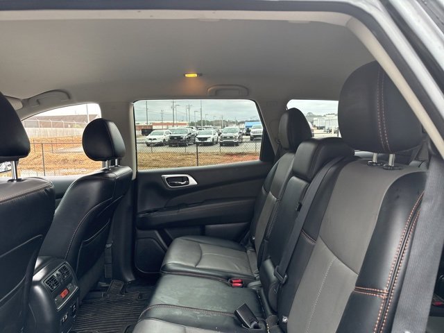 Used 2019 Nissan Pathfinder SL w/ Rock Creek Edition image 12