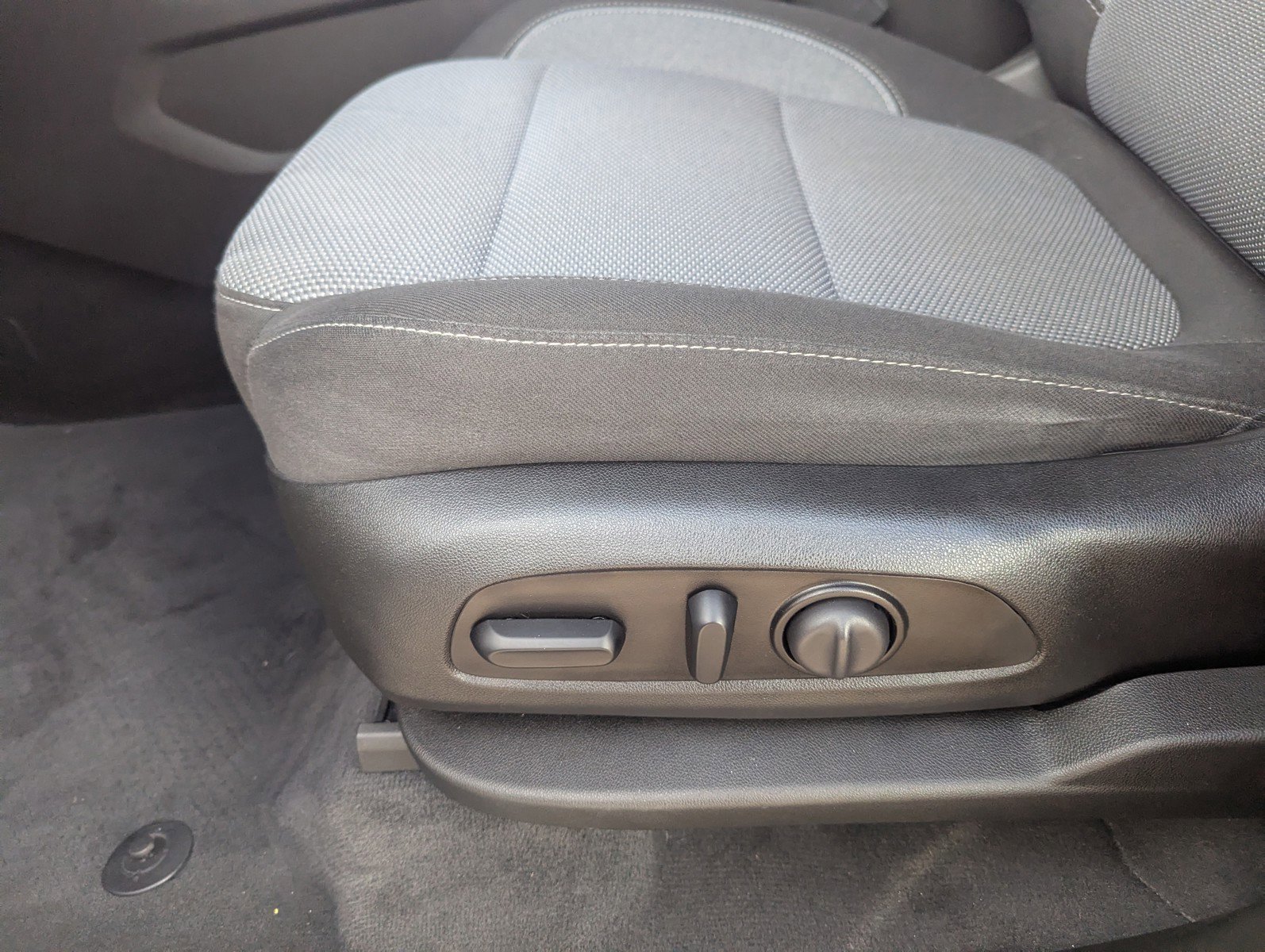 Certified 2021 Chevrolet Traverse LT image 25