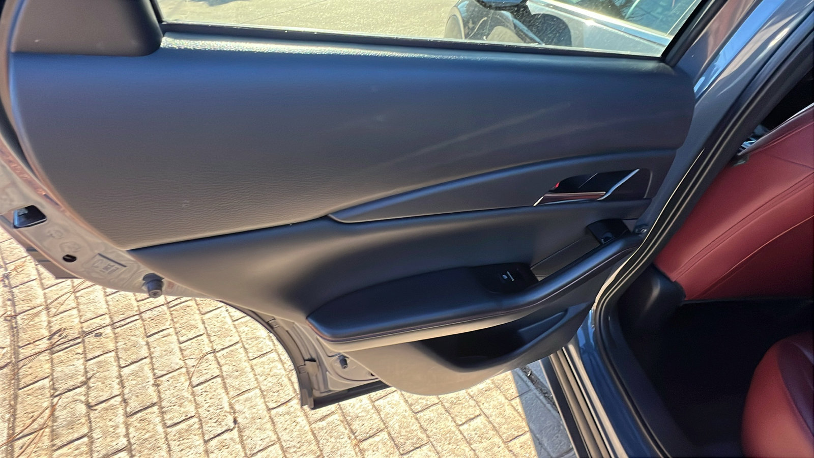 Used 2025 MAZDA CX-30 AWD 2.5 S w/ Preferred Package image 23