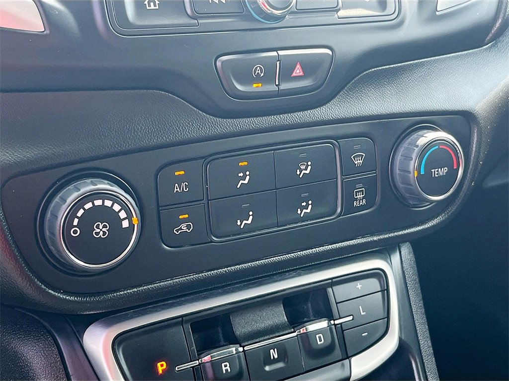 Used 2024 GMC Terrain SLE w/ LPO, Floor Liner Package image 15