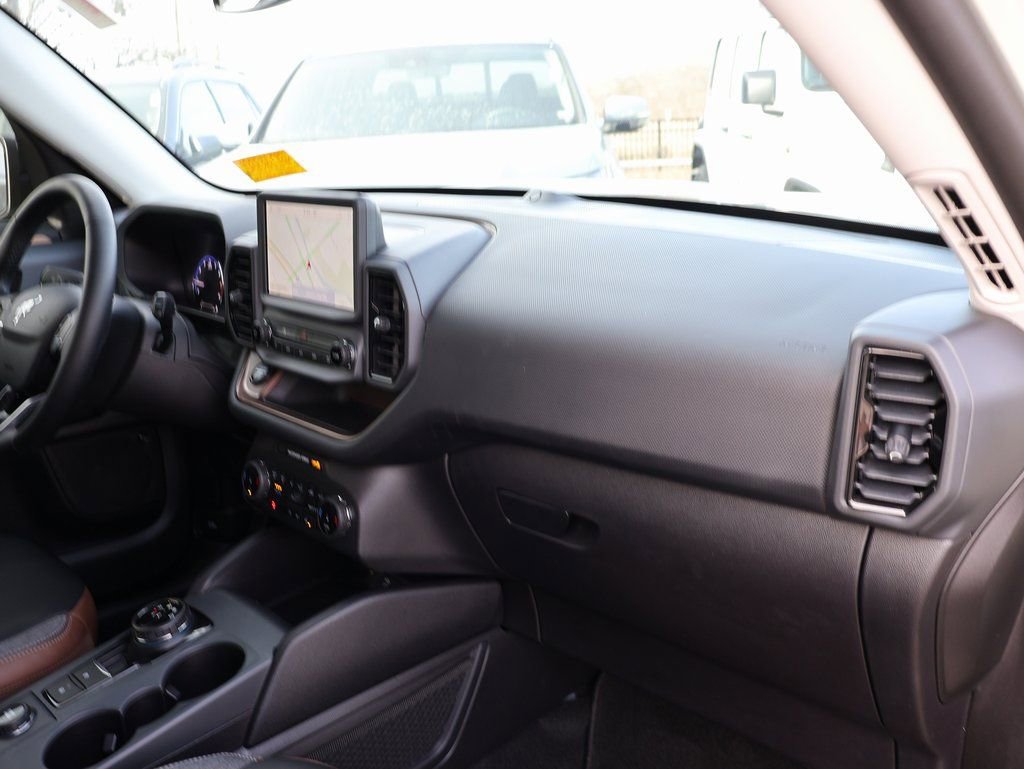 Used 2024 Ford Bronco Sport Outer Banks w/ Tech Package image 9