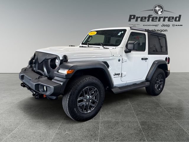 Used 2024 Jeep Wrangler Sport AWD/4WD image 10