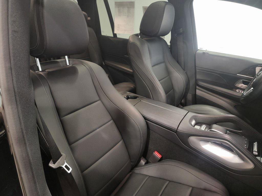 Used 2023 Mercedes-Benz GLS 450 4MATIC image 29