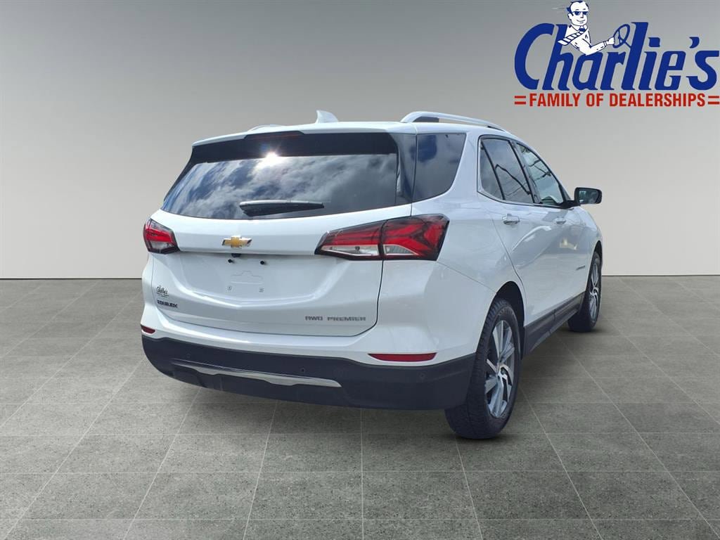 Used 2022 Chevrolet Equinox Premier AWD/4WD image 4