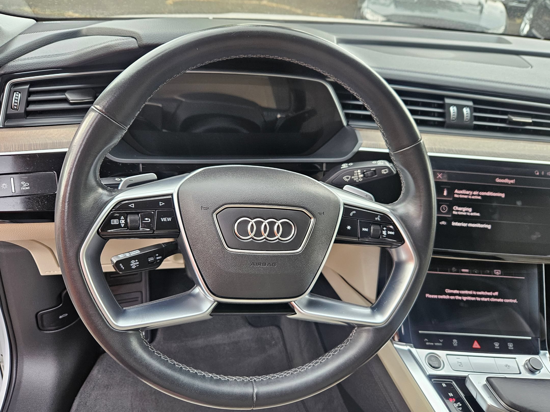 Used 2024 Audi Q8 e-tron Premium Plus w/ Premium Plus Package AWD/4WD image 11