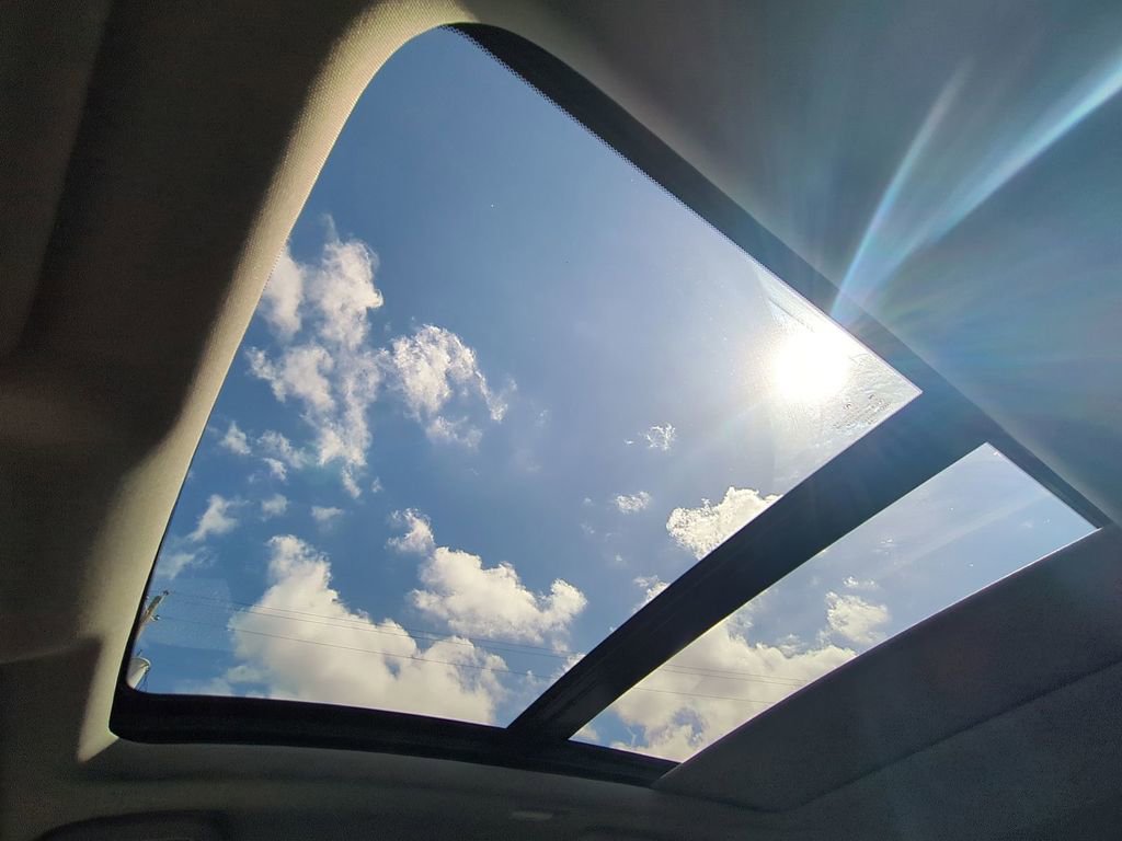 Used 2025 Acura MDX SH-AWD image 24