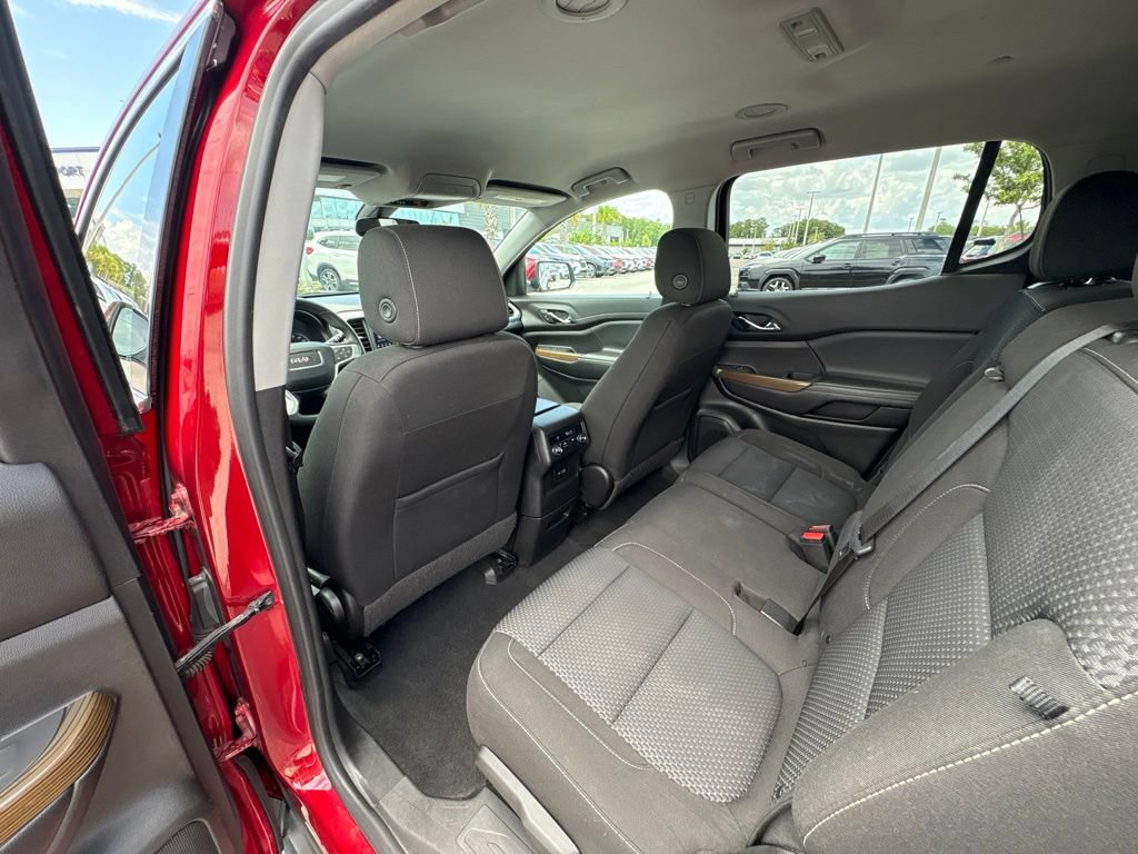Used 2021 GMC Acadia SLE FWD image 15