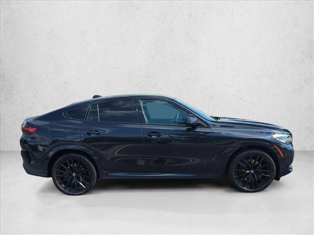 Used 2023 BMW X6 xDrive40i w/ M Sport Package AWD/4WD image 4