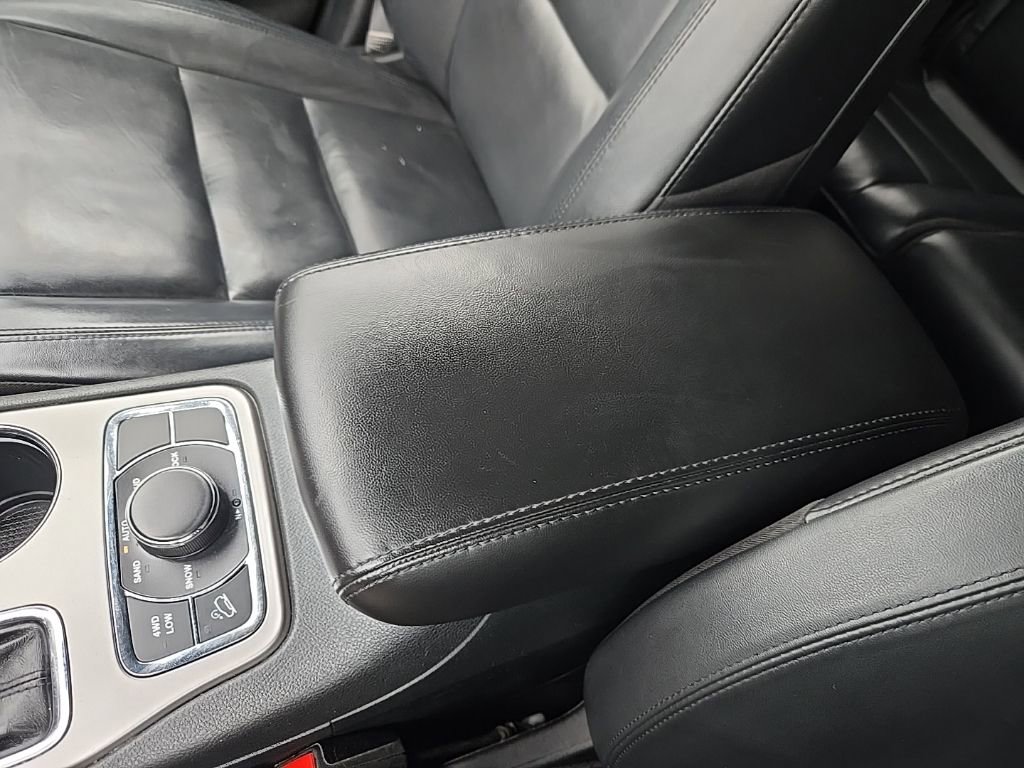 Used 2020 Jeep Grand Cherokee Limited image 34