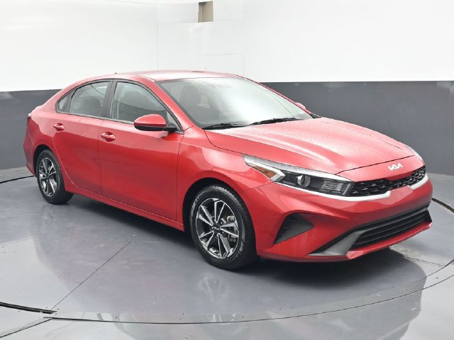 Used 2024 Kia Forte LXS FWD image 2