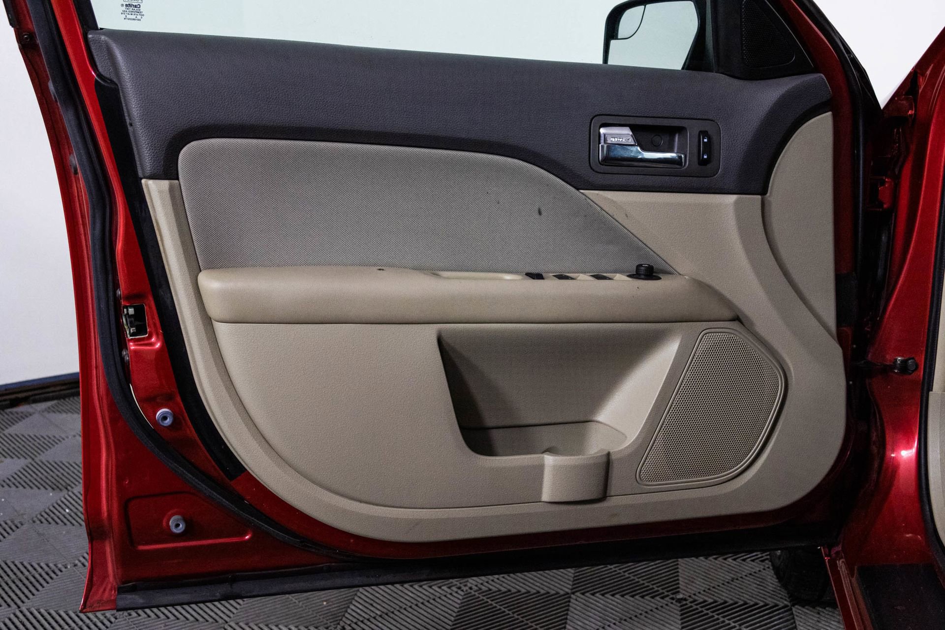 Used 2011 Ford Fusion SE w/ 202A Rapid Spec Order Code image 32