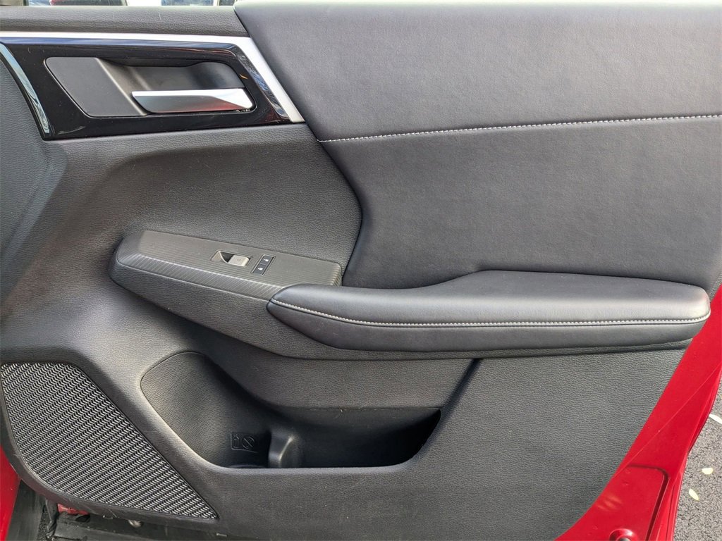 Used 2024 Mitsubishi Outlander SE image 40