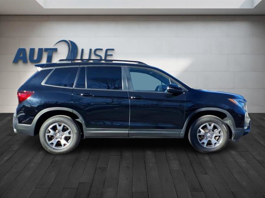 Used 2022 Honda Passport TrailSport image 11