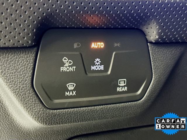 Used 2024 Volkswagen Atlas Cross Sport SEL R-Line AWD/4WD image 10
