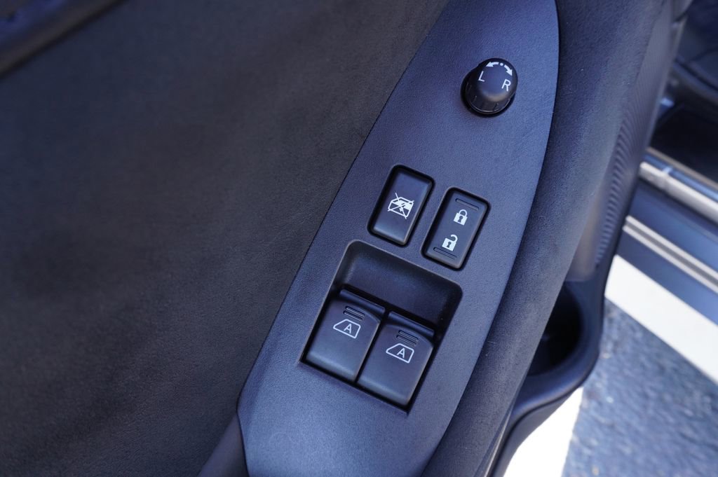 Certified 2025 Nissan Z Performance w/ Floor Mat Package RWD image 14