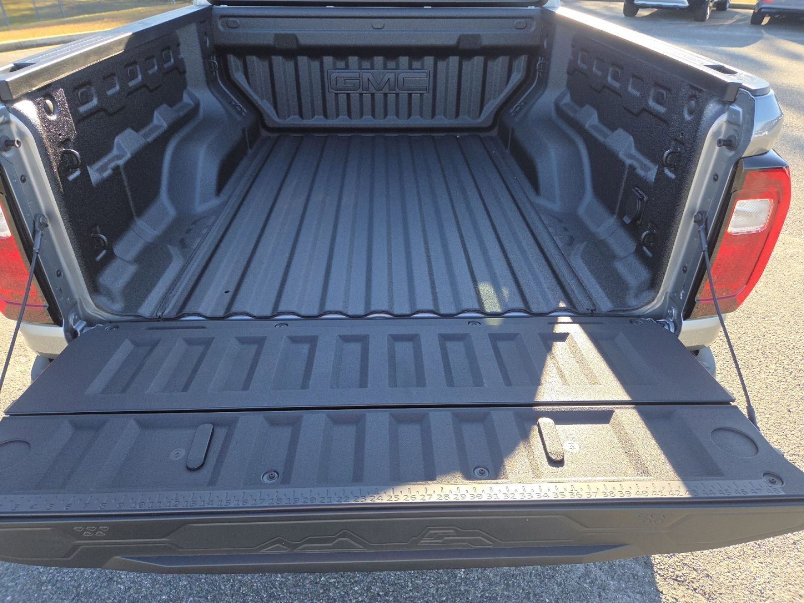 New 2026 GMC Canyon Elevation w/ Convenience Package image 21