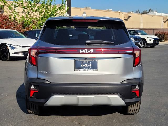 New 2026 Kia Seltos LX FWD image 6