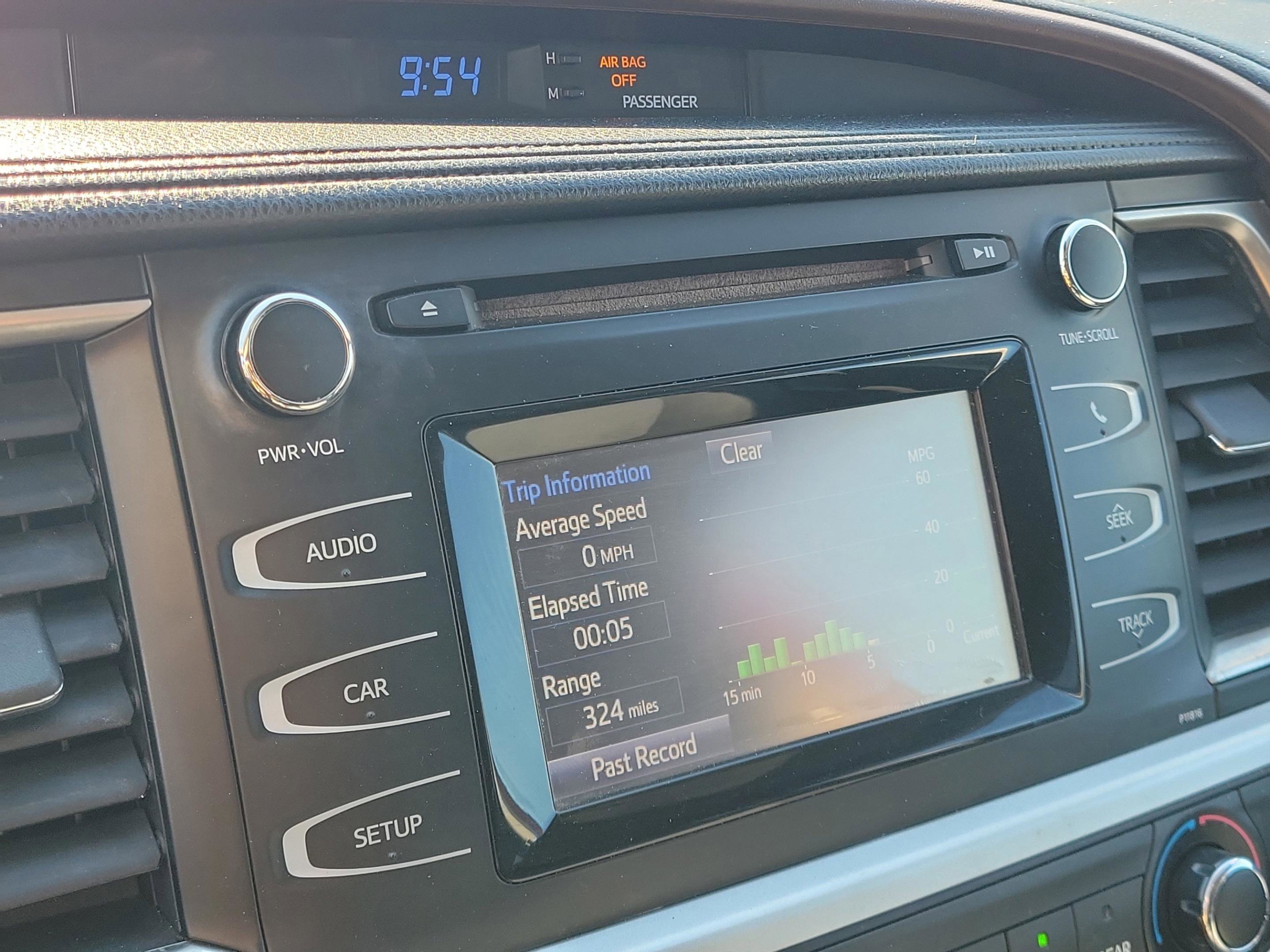 Used 2019 Toyota Highlander LE image 22