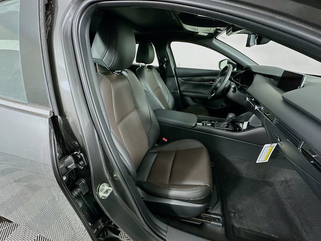 New 2026 MAZDA MAZDA3 Hatchback w/Premium Plus Pkg AWD/4WD image 35