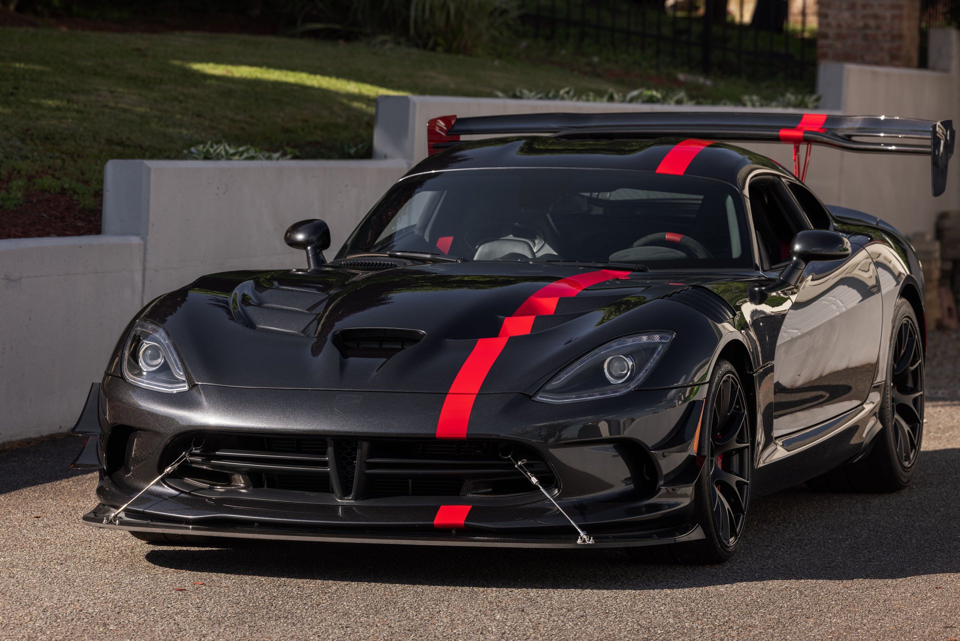 Used 2017 Dodge Viper ACR w/ Extreme Aero Package RWD image 7